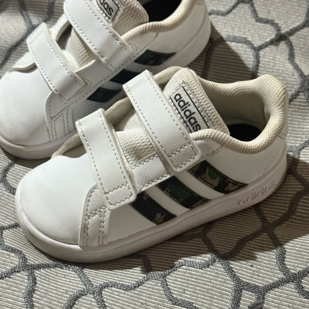 Adidas Kids White Sneakers with Black Stripes